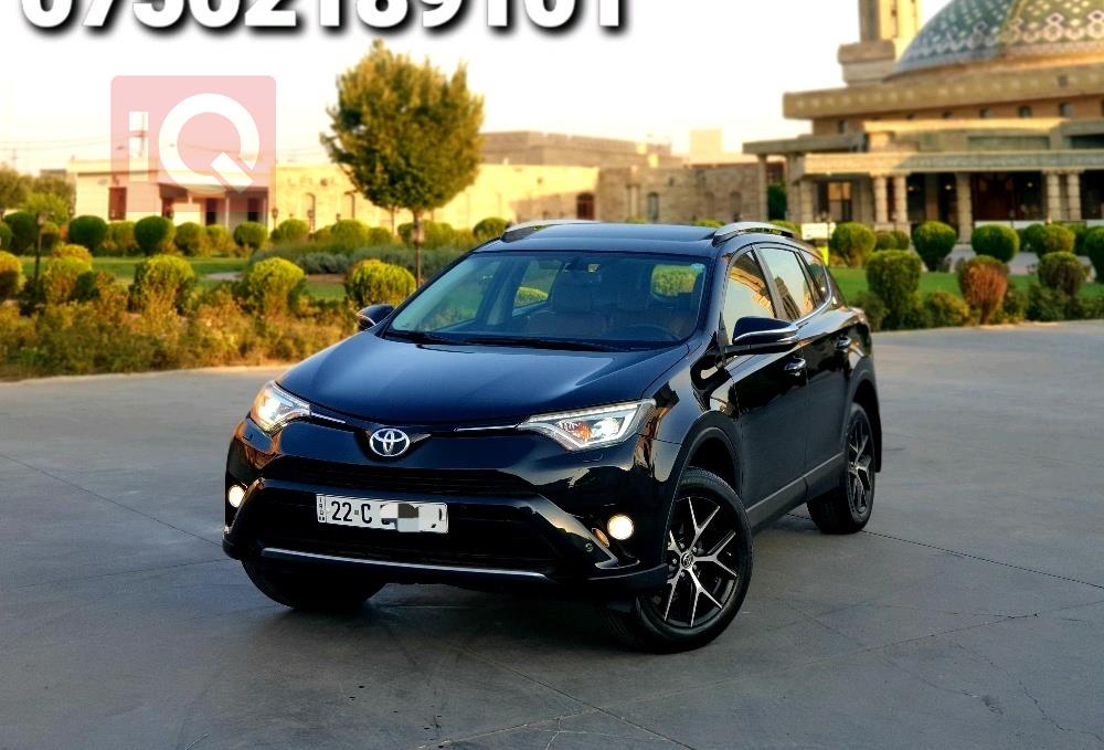 https://cdn.iqcars.io36ea5561-a25f-4055-8947-c535605a30c6_6.jpg